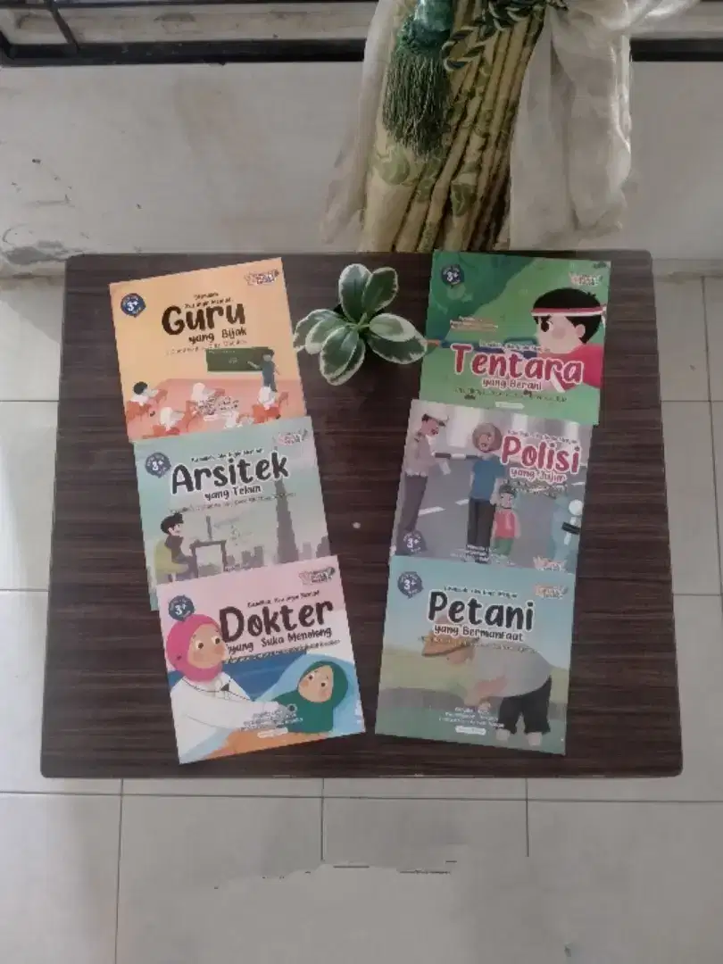 Buku Cerita Anak Seri Mengenal Profesi