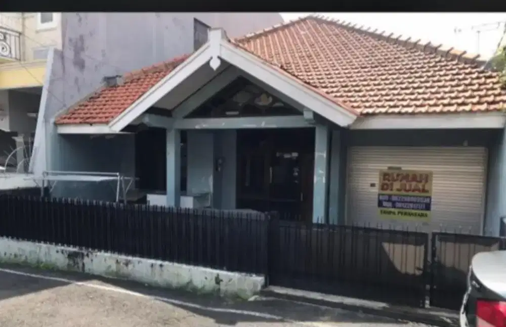 Di Jual Rumah Di Tengah Kota Semarang. Cocok untuk investasi Kost