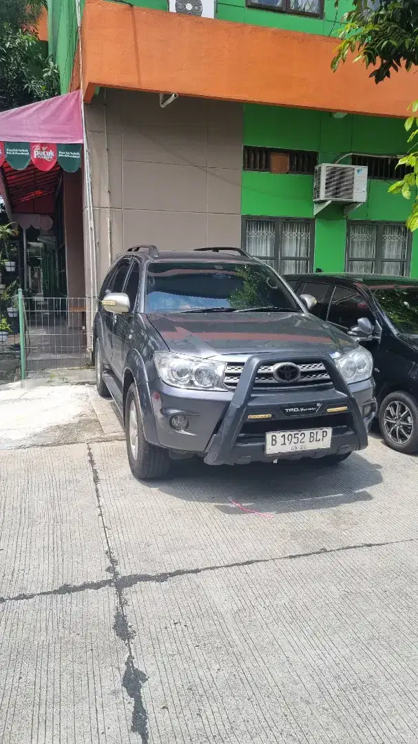 Fortuner Diesel 2010 AT Police Grey