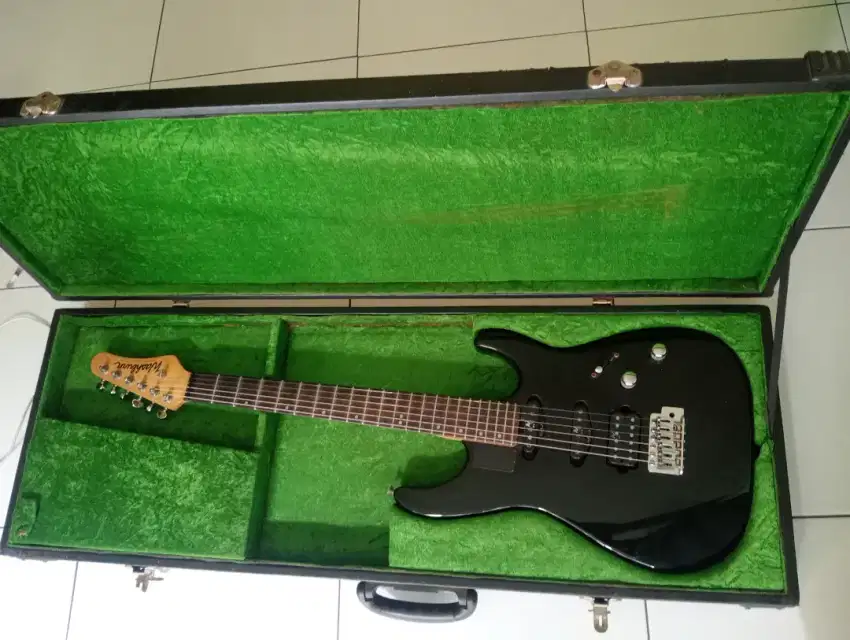 Gitar Washburn Mercury
