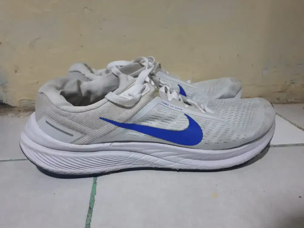 Sepatu Running Nike Zoom Structure 24 Original