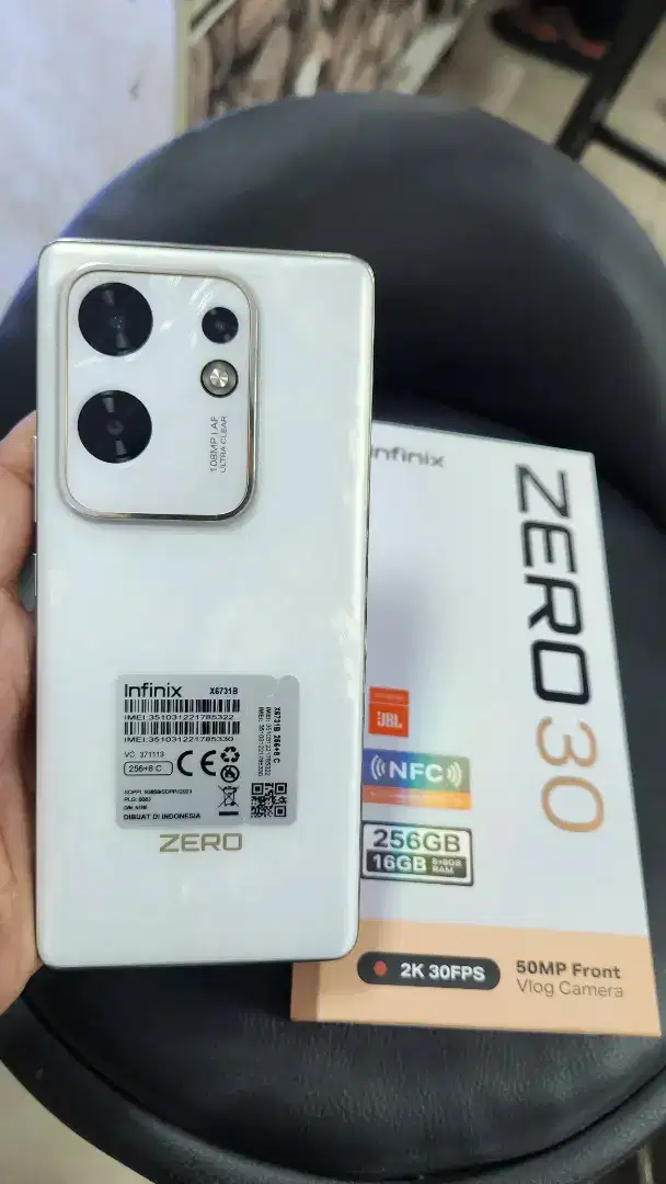 Infinix Zero 30 8+8/256 GB