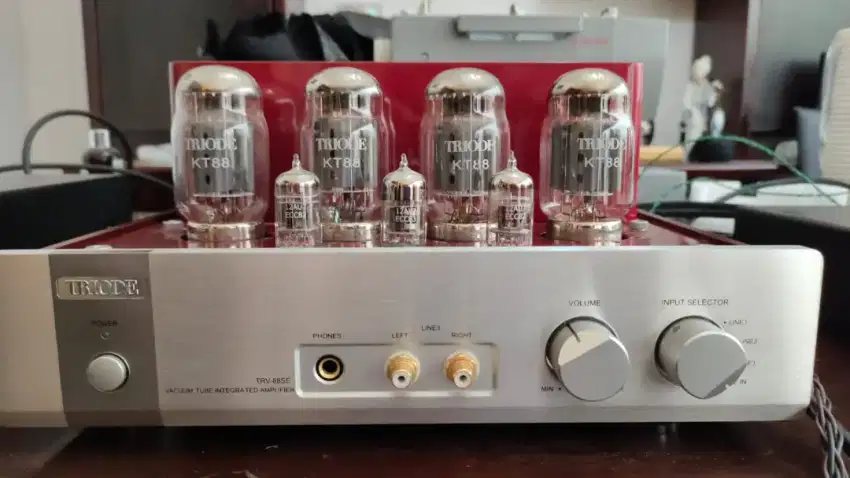 Triode Integrated Amplifier