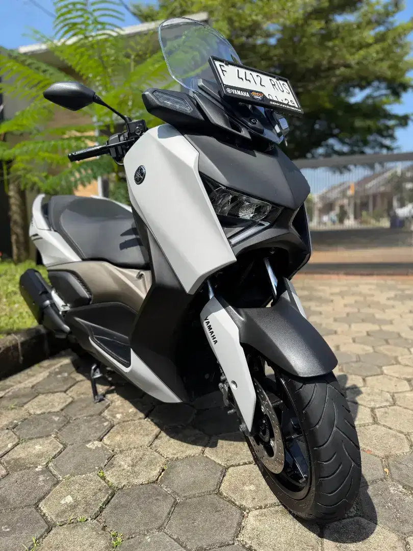 Xmax Connected 2024 F Kab pajak panjang 01-2026 km rendah
