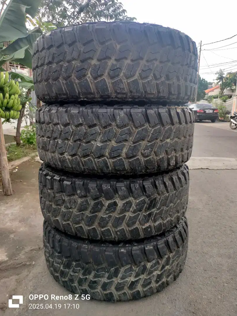Jual ban copotan mrek Delium M/T terra render 4pcs mulus