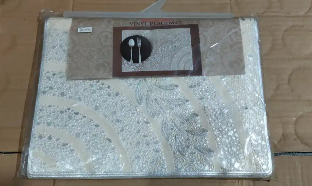 Placemat alas piring makan