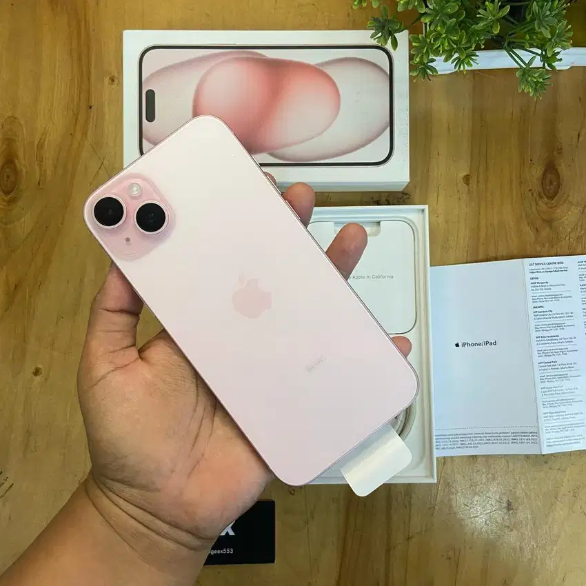 iPhone 15 Plus 128GB Pink Super Mulus CC 8 Garansi resmi feb 2026