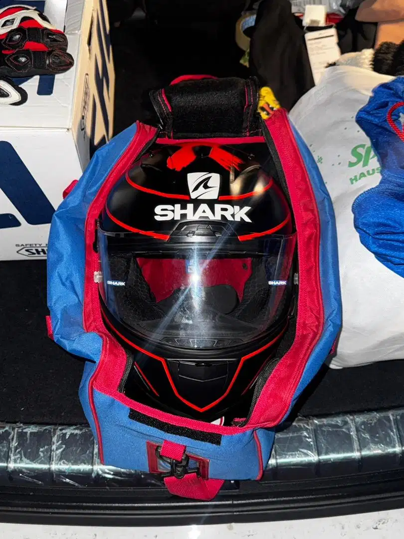 Shark Race R Pro GP