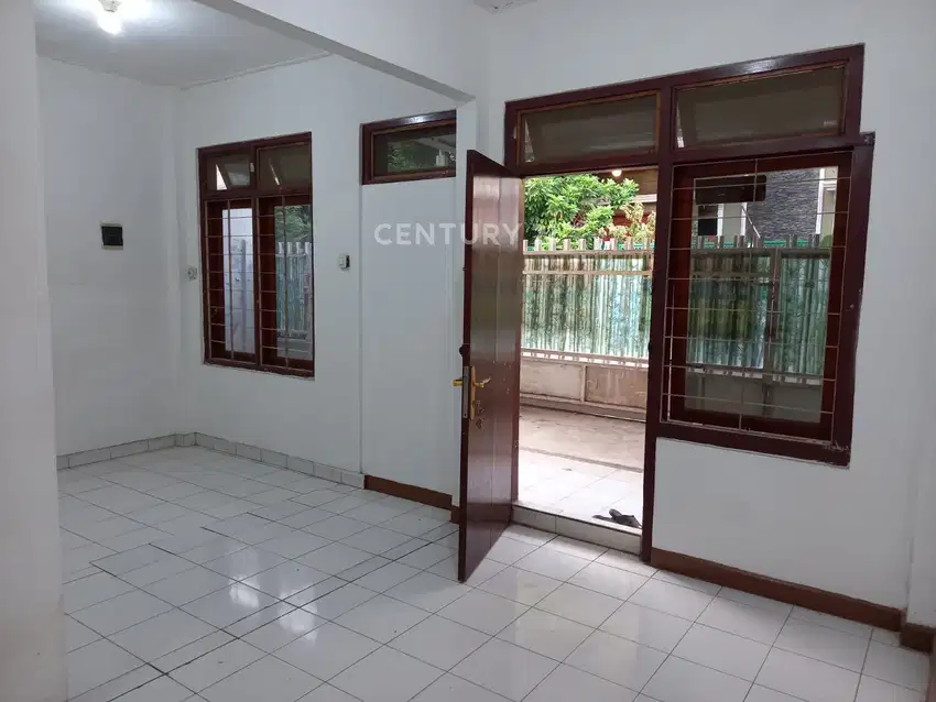 Rumah One Gate System Di Rawamangun S8221