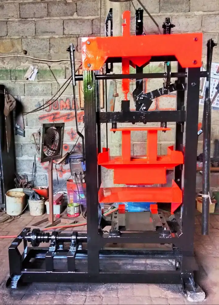 Mesin Pres Cetak Batako dan Paving Tipe Vibra