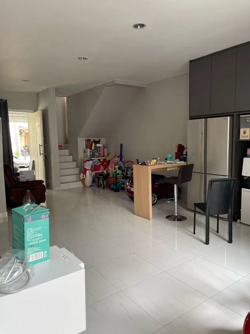 Dijual Rumah Fullfurnished Di Paradise Resort Ciputat