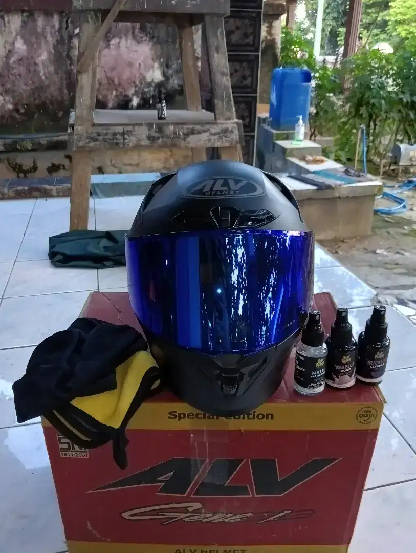 Helm Full face ALV GENESIS like new jarang dipakai sudah dilaundry