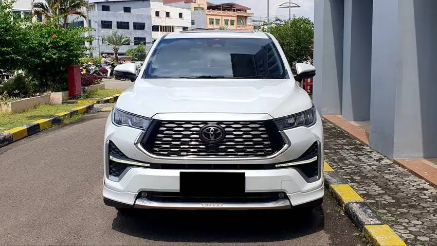 Toyota Innova Zenix Q Hybrid 2.0 Modelista Panoramic 2023 Like New