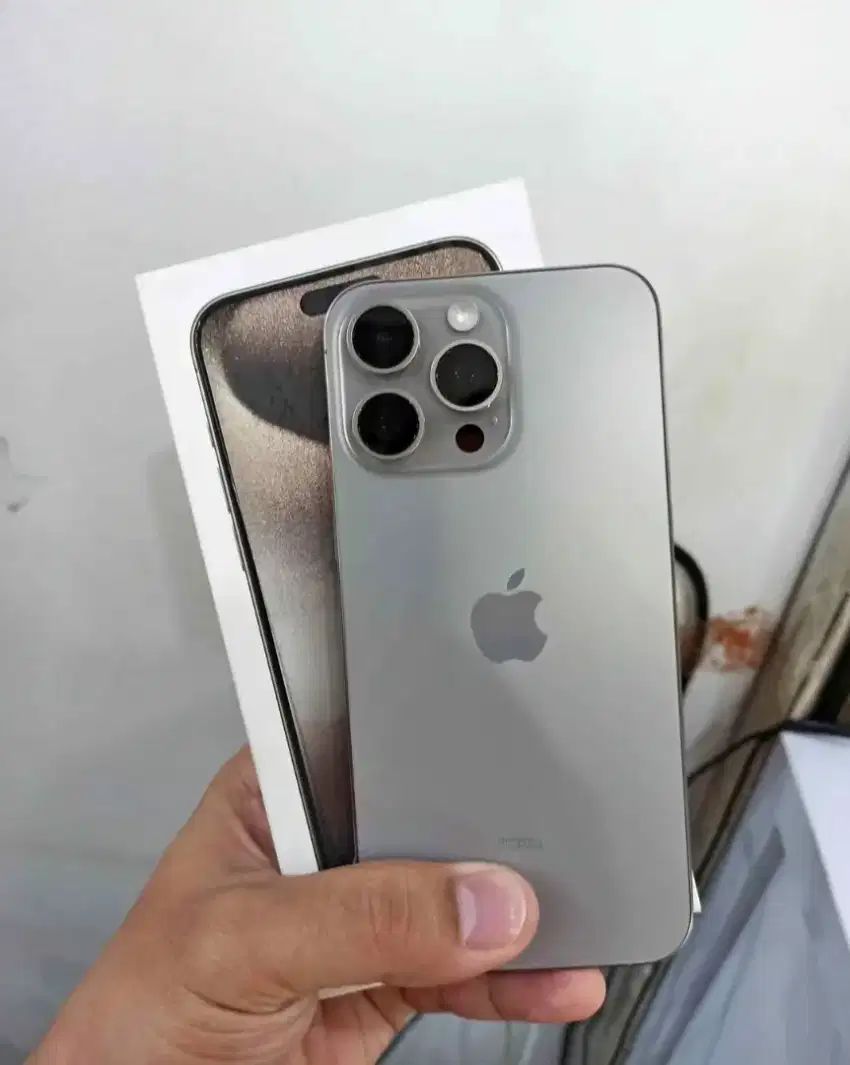 Iphone 15 ProMax 256 Natural Titanium