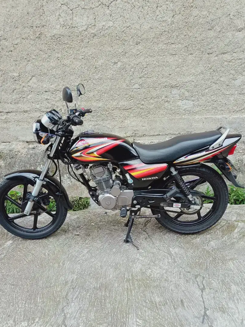 Honda Megapro 2005