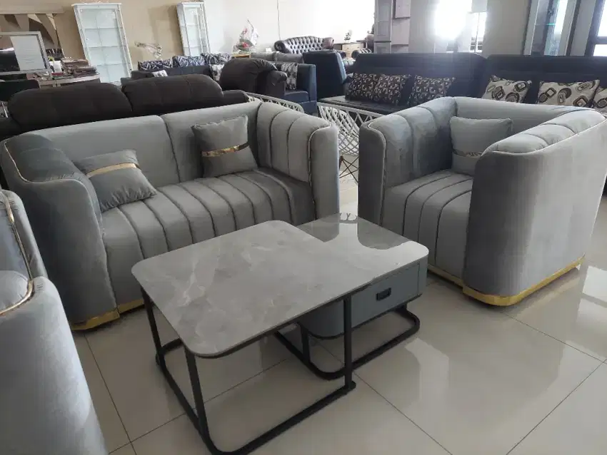 Sofa 211 Montenegro + Meja Top Table Batu Hokky Malkot