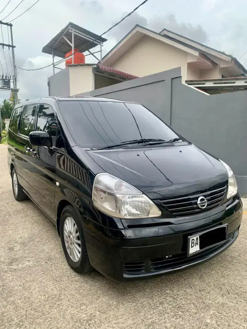 Nissan serena c24 A/T tahun 2012