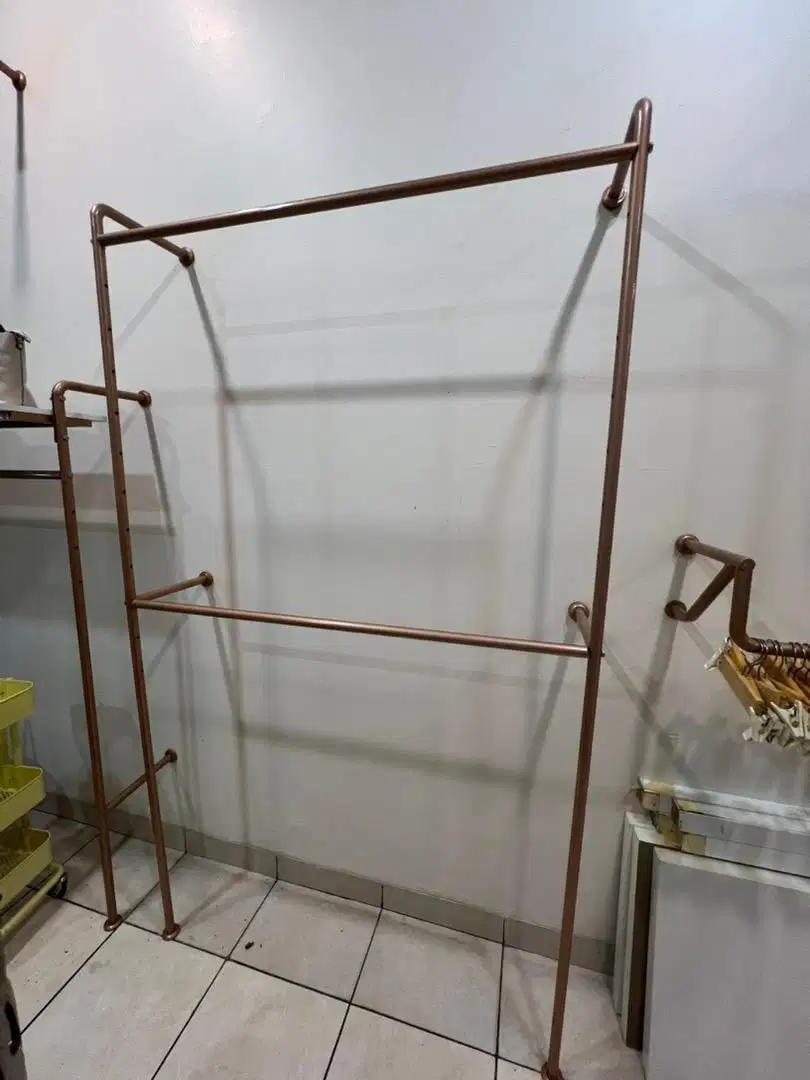 DIJUAL CEPAT RAK BAJU EX BUTIK PREMIUM KUALITAS MALL