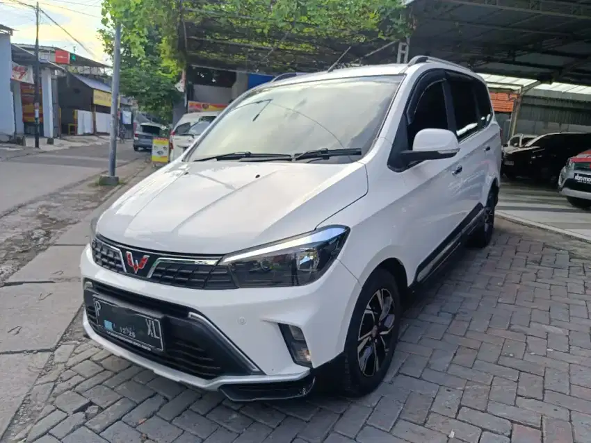 Wuling Confero S 1.5 L Lux+ MT 2021