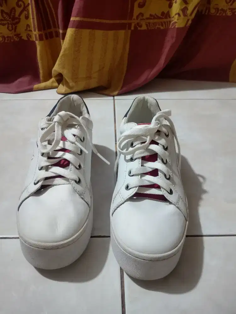 sepatu wedges tommy hilfiger size 38 24cm