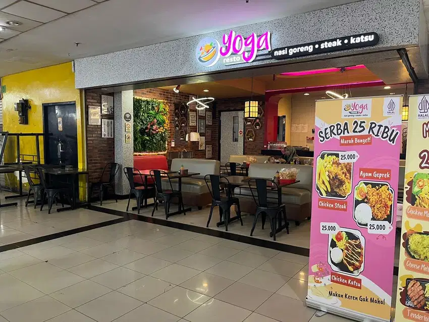 DIBUTUHKAN PELAYAN RESTO ( WANITA ) di ITC CIBINONG