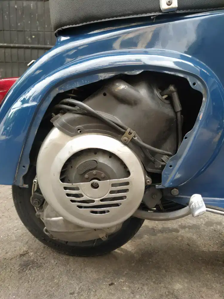 Vespa PTS 100 Tahun 1980