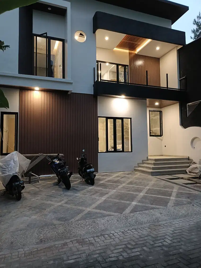 Rumah Arsitektur Cluster Exlcusive Geger Kalong Sukasari Bandung SHM