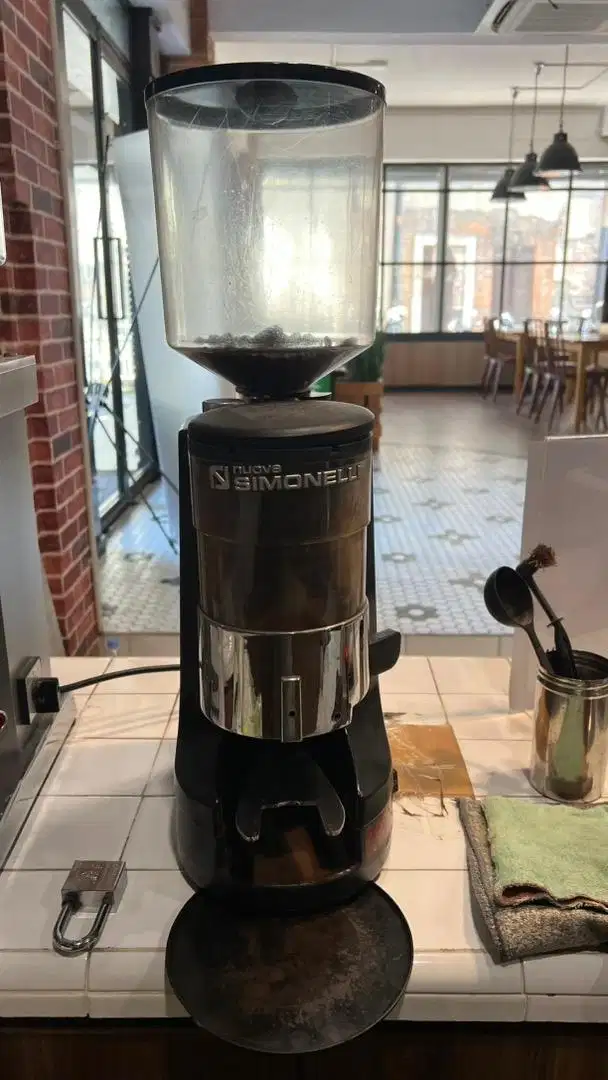 Grinder Kopi Simonelli MDX