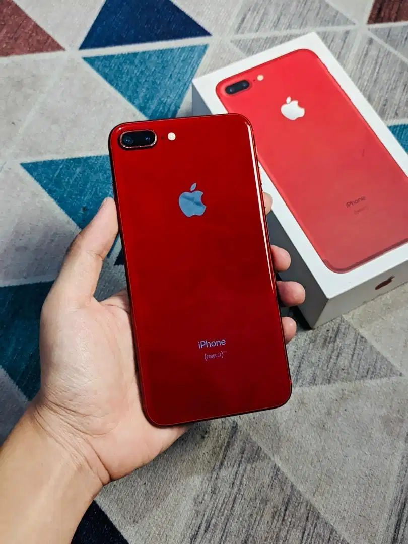 iPhone 8 Plus Red