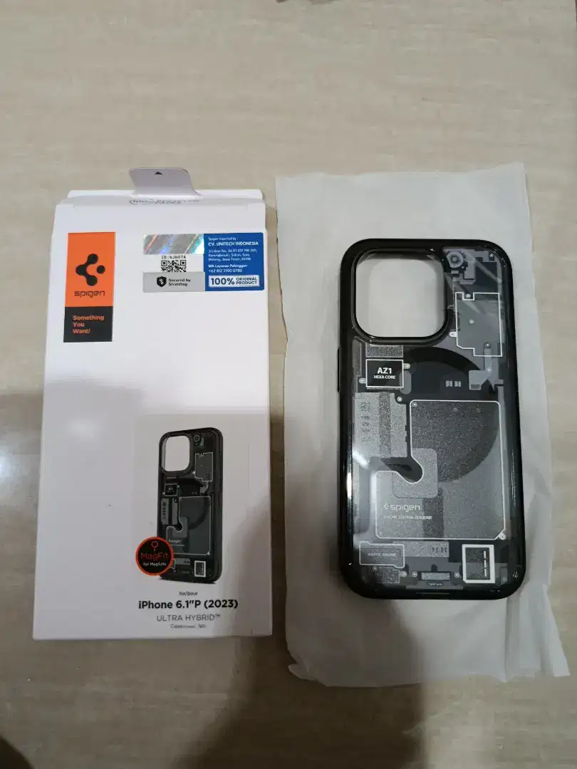 Iphone 15 Pro Case Spigen Original New