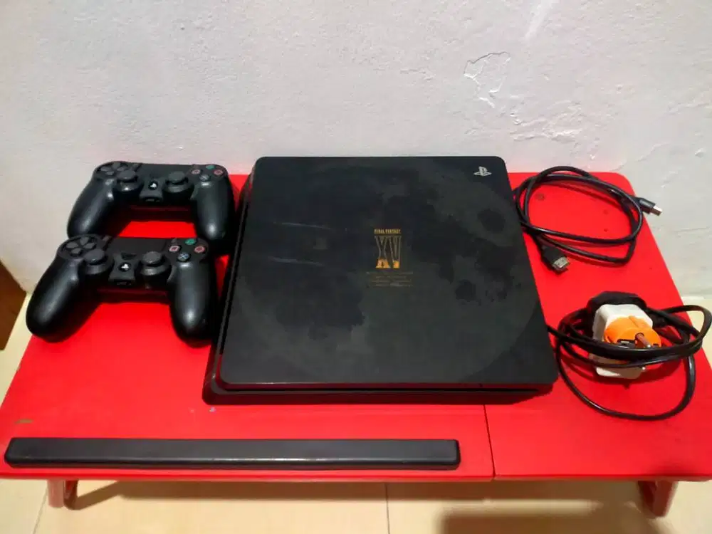 Dijual PS 4 limited Edition