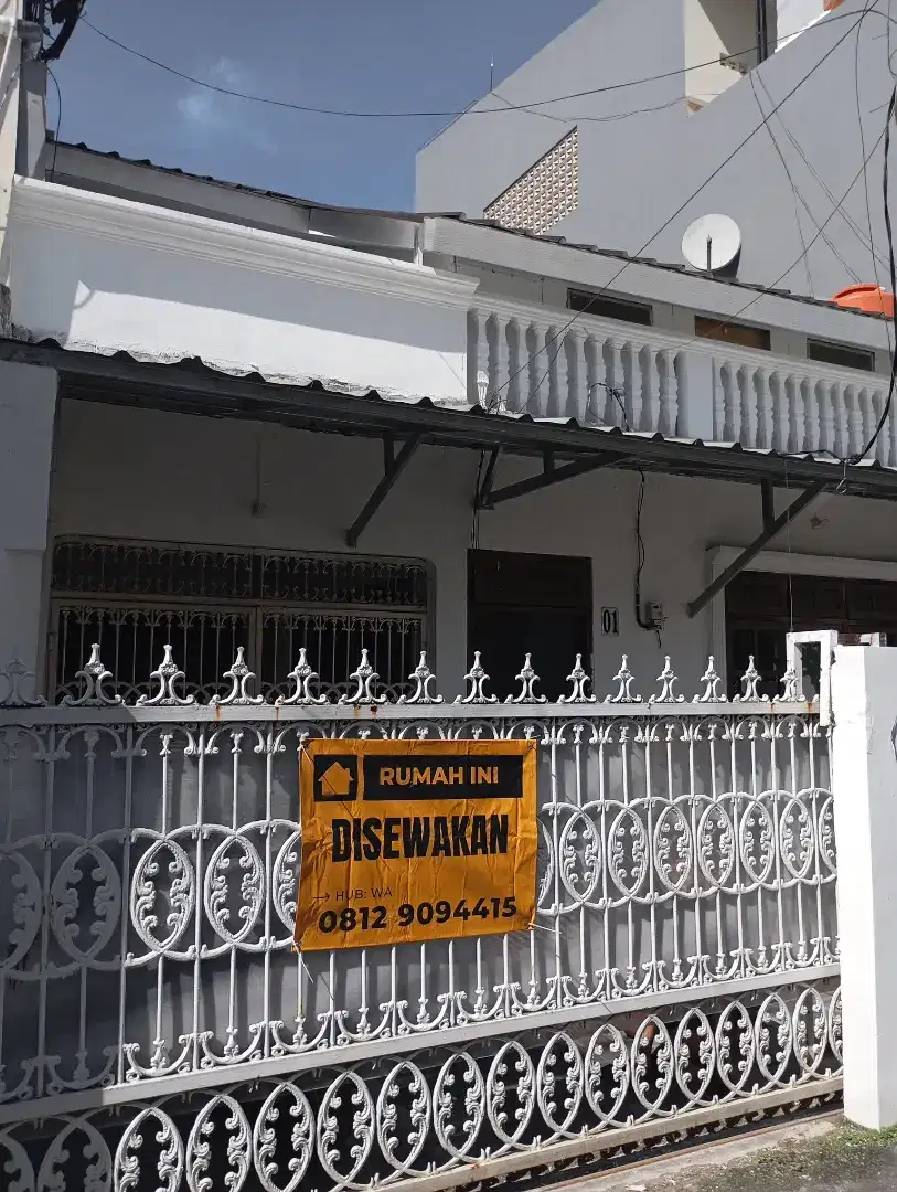 DISEWAKAN RUMAH TEBET TIMUR