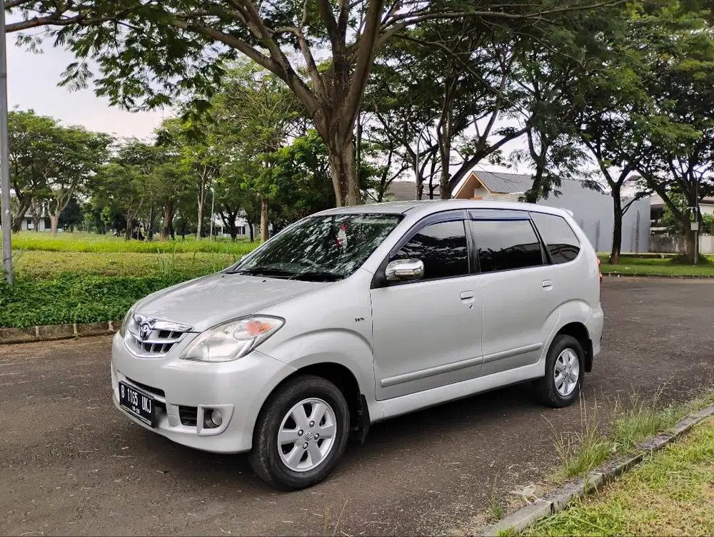 Toyota Avanza G Manual 2010 Termurah