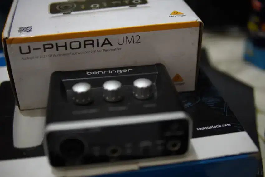 Soundcard Behringer Soundcard U-Phoria UM2 (second)