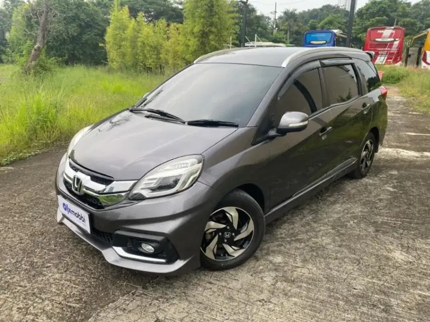 Like New Honda Mobilio 1.5 RS Bensin-AT 2015 Abu-abu LCAA