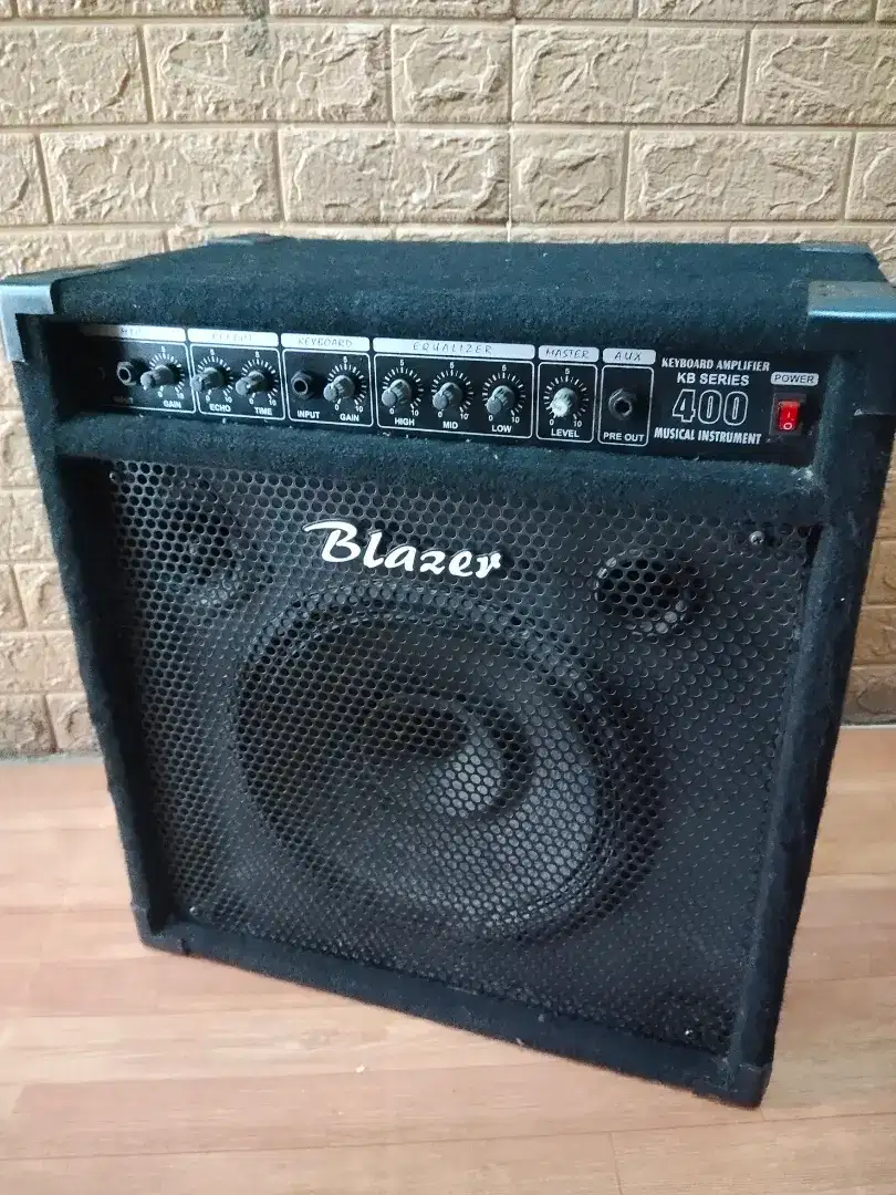 Ampli keyboard/drum elektrik