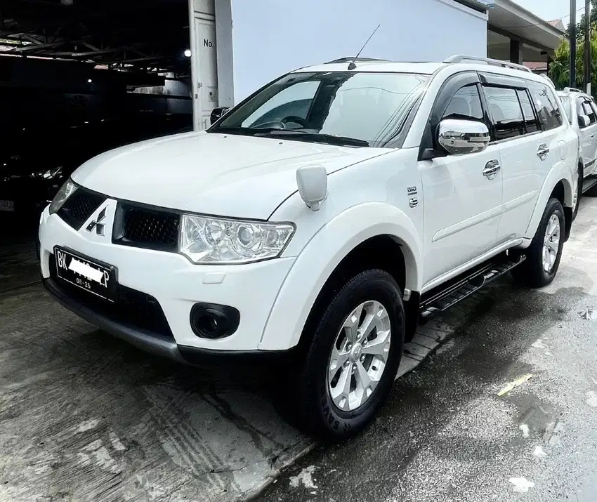 Mitsubishi Pajero Sport 2.5 DAKAR diesel 2013 Solar 2012 Fortuner