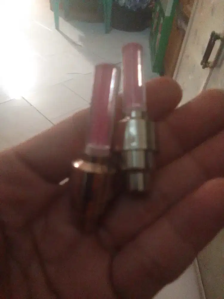 Aksesoris velg motor, Tutup pentil ban yg bersinar