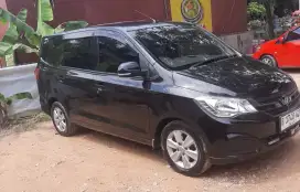 Wuling Confero tahun 2019 warna hitam