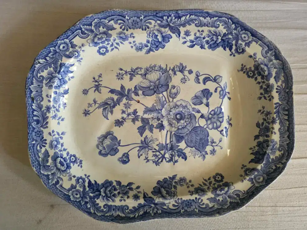 PIRING ANTIK BELANDA  NAMPAN BUAH