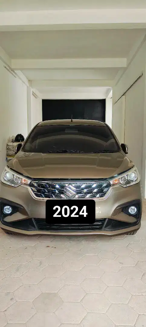 Ertiga gx hybrid automatic