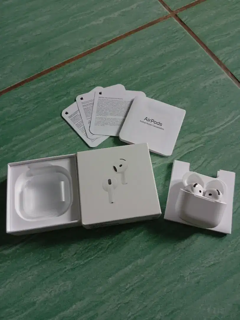 TWS Airpods 4 Fullset