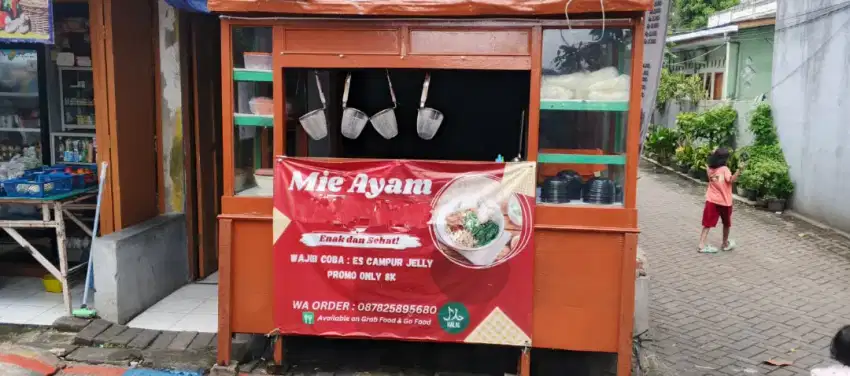 OPER ALIH USAHA MIE AYAM DAN GEROBAKNYA