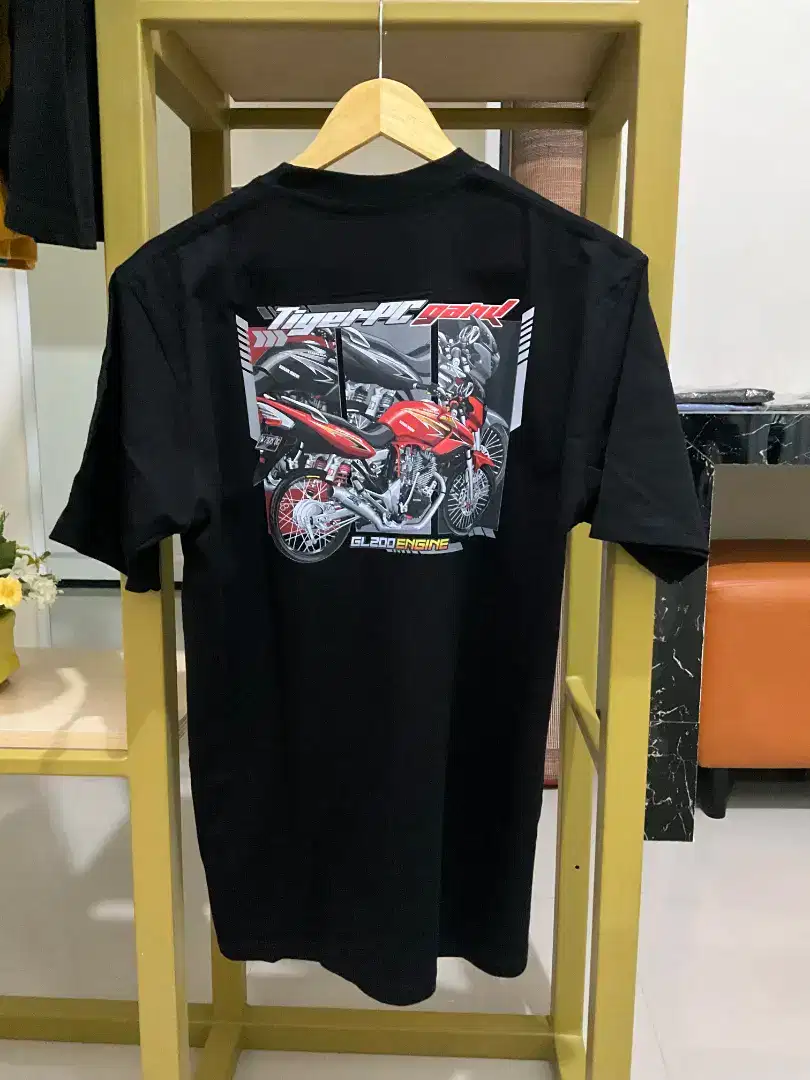 Kaos Polos + Sablon Custom Desain Sendiri
Mulai 49rb | Bisa 1 pcs!