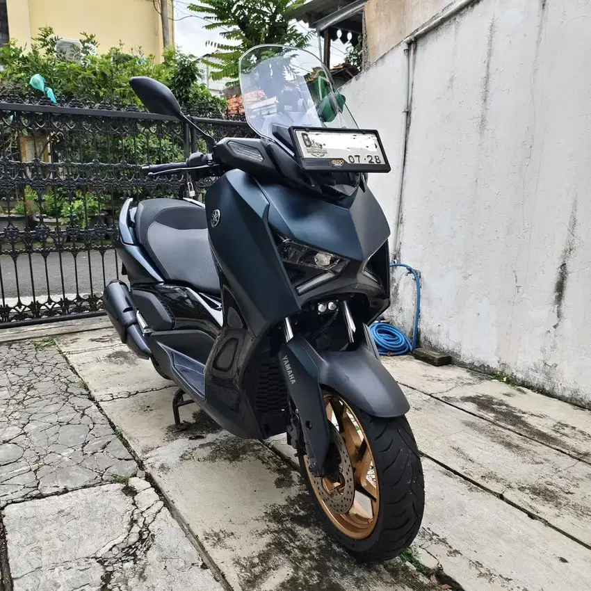XMAX Connected 2023