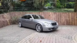 Mercedes-Benz E200K 2005 Bensin- Nego Lets Go