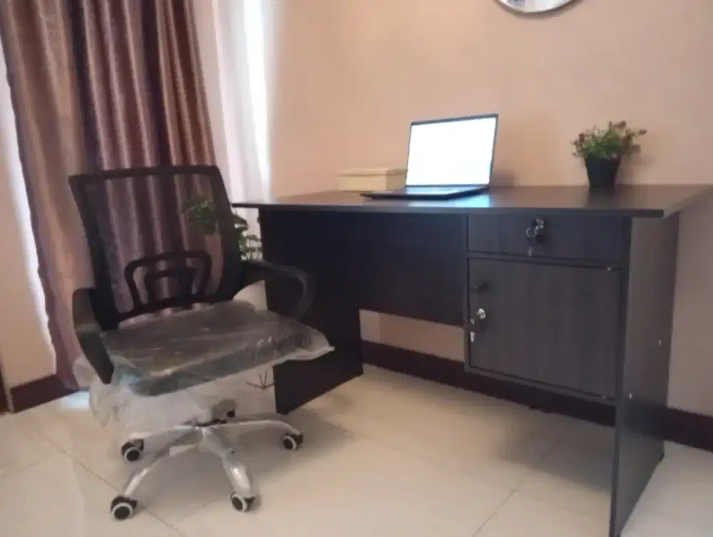 Meja Kerja, Meja Kantor, Meja Komputer, Meja Tulis + Kursi Set Baru