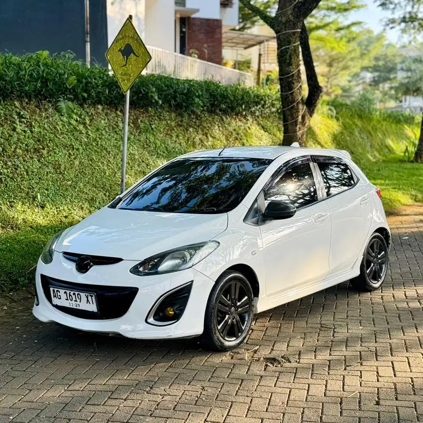 Mazda 2 Type R Matic Mulus No Minus