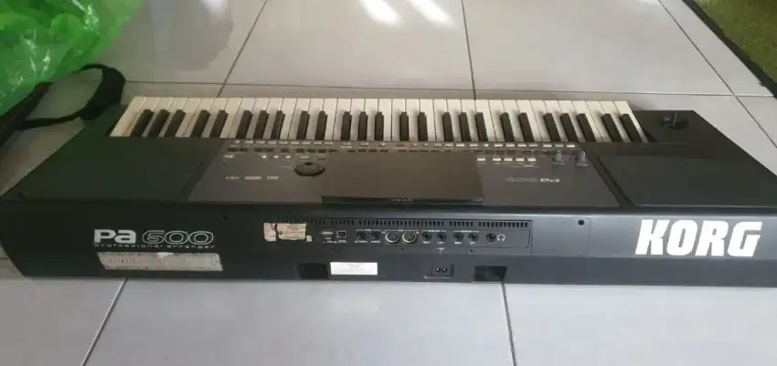 KEYBOARD KORG PA 600 V2