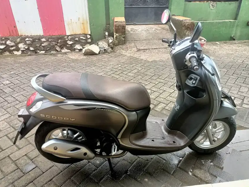 Di jual motor scoopy stylish tahun 2022